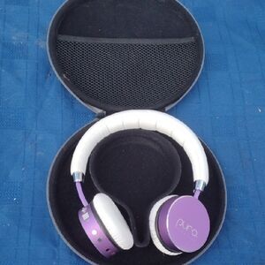 Puro Purple and White Headphones NWOT BT 2200Ss